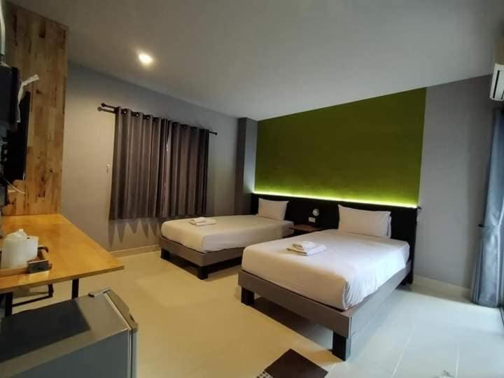 Hotel Passion Nakhon Si Thammarat Extérieur photo