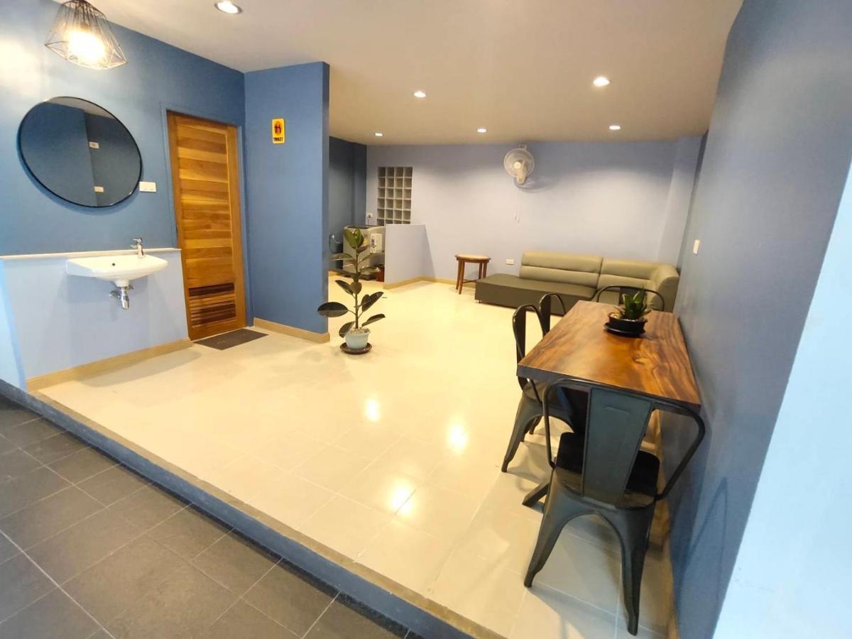 Hotel Passion Nakhon Si Thammarat Extérieur photo