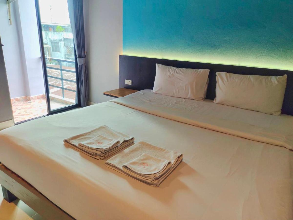 Hotel Passion Nakhon Si Thammarat Extérieur photo